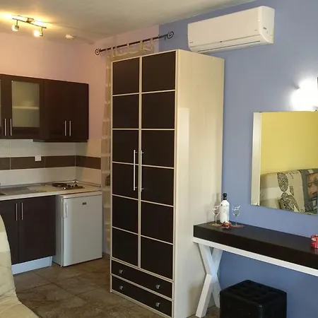 Sissy's Suites Thassos Apartment